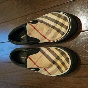 BURBERRY Sneakers